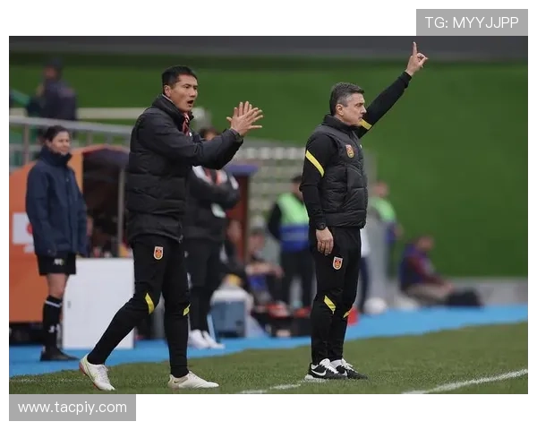 中国足球队迎来新帅,备战亚洲杯目标重回亚洲强队行列 中国足球队迎来新帅,备战亚洲杯目标重回亚洲强队行列