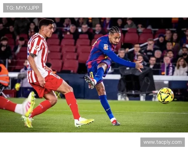 欧洲足坛豪门鏖战激烈冬季转会潮再掀波澜新星崛起引关注全球视野