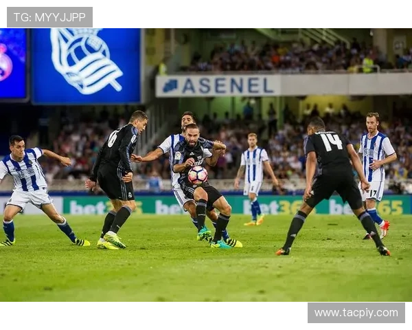 西甲联赛新赛季前瞻：豪门争霸与黑马崛起的激烈对抗